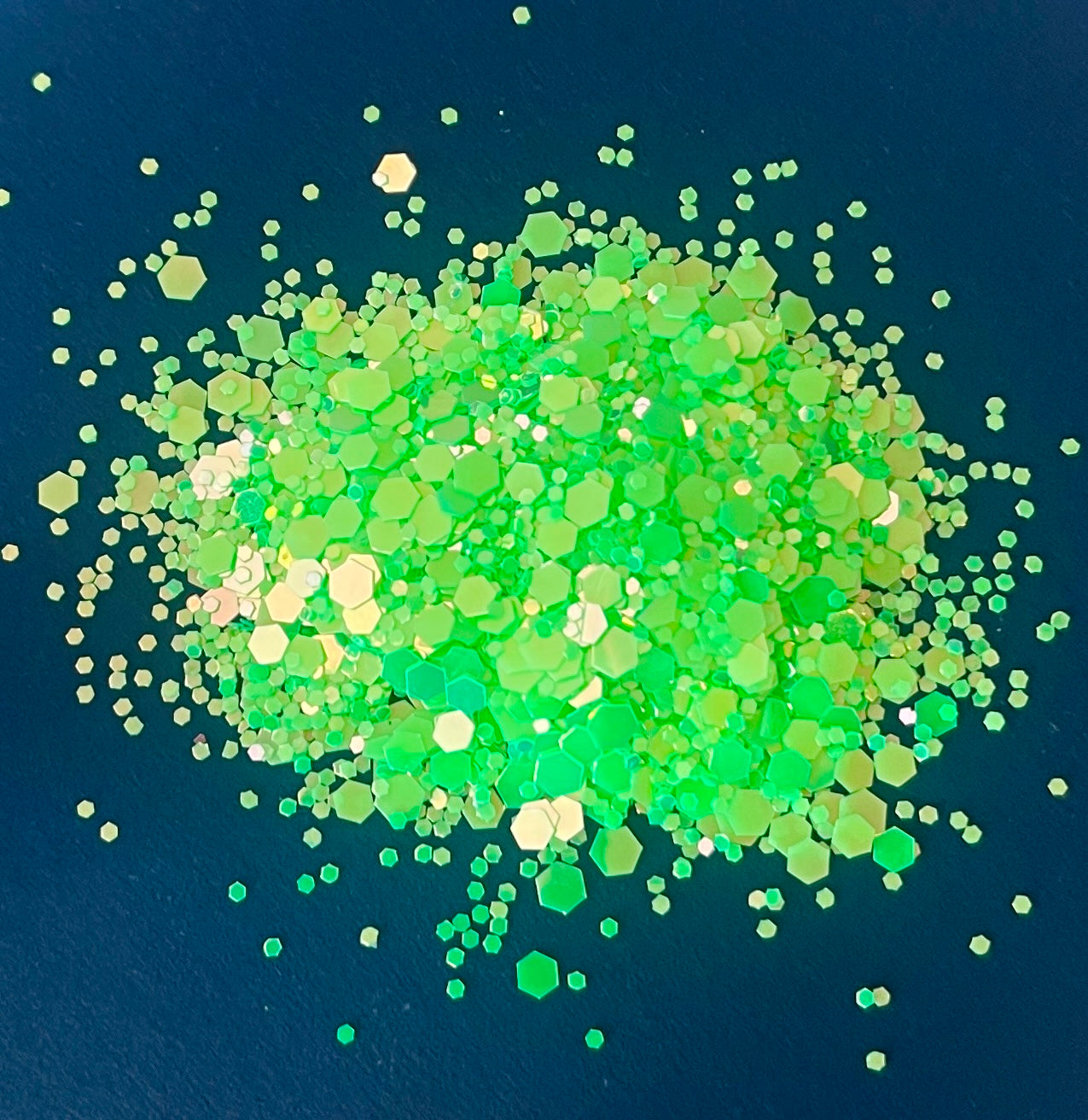 Lime Zinger - Chunky Mix Green Glow In The Dark Glitter