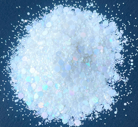 Pussytoes - Chunky Mix White Holographic Glitter