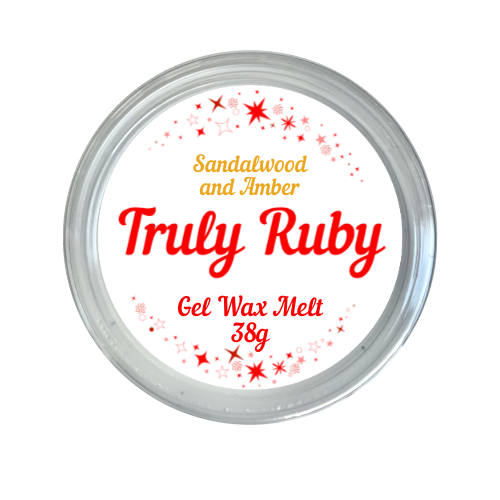 round label in red and white showing gel jelly wax melt in scent of sandalwood and amber by truly ruby