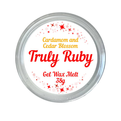round label in red and white showing gel jelly wax melt in scent of cardamom and cedar blossom by truly ruby