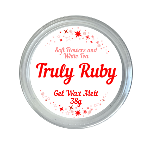 round label in red and white showing gel jelly wax melt in scent of soft flowers and white tea by truly ruby