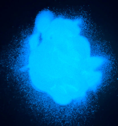 Glow White/Blue - Glow In The Dark White Mica Powder - 10g