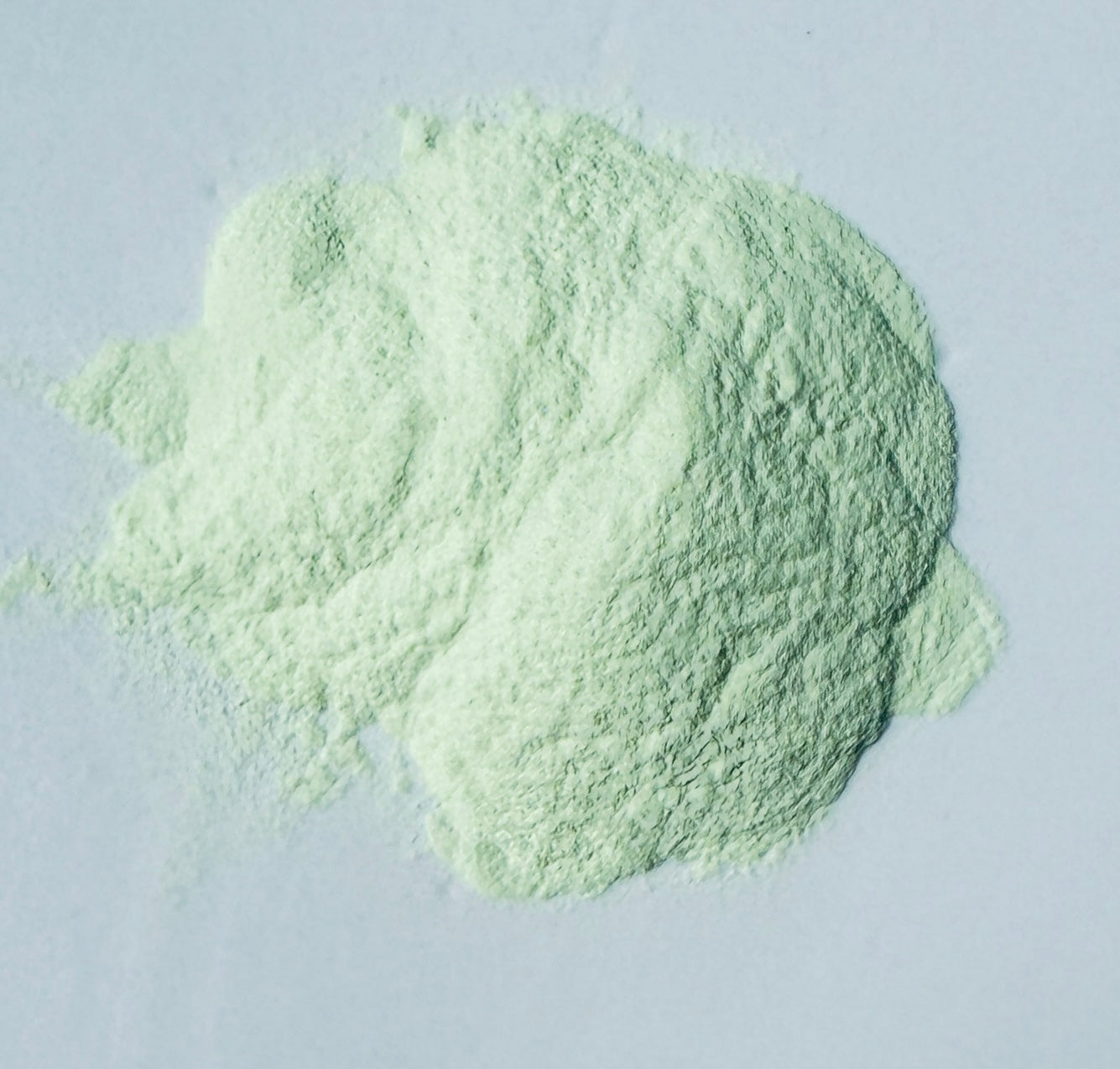 Glow White/Green - Glow In The Dark White Mica Powder - 10g